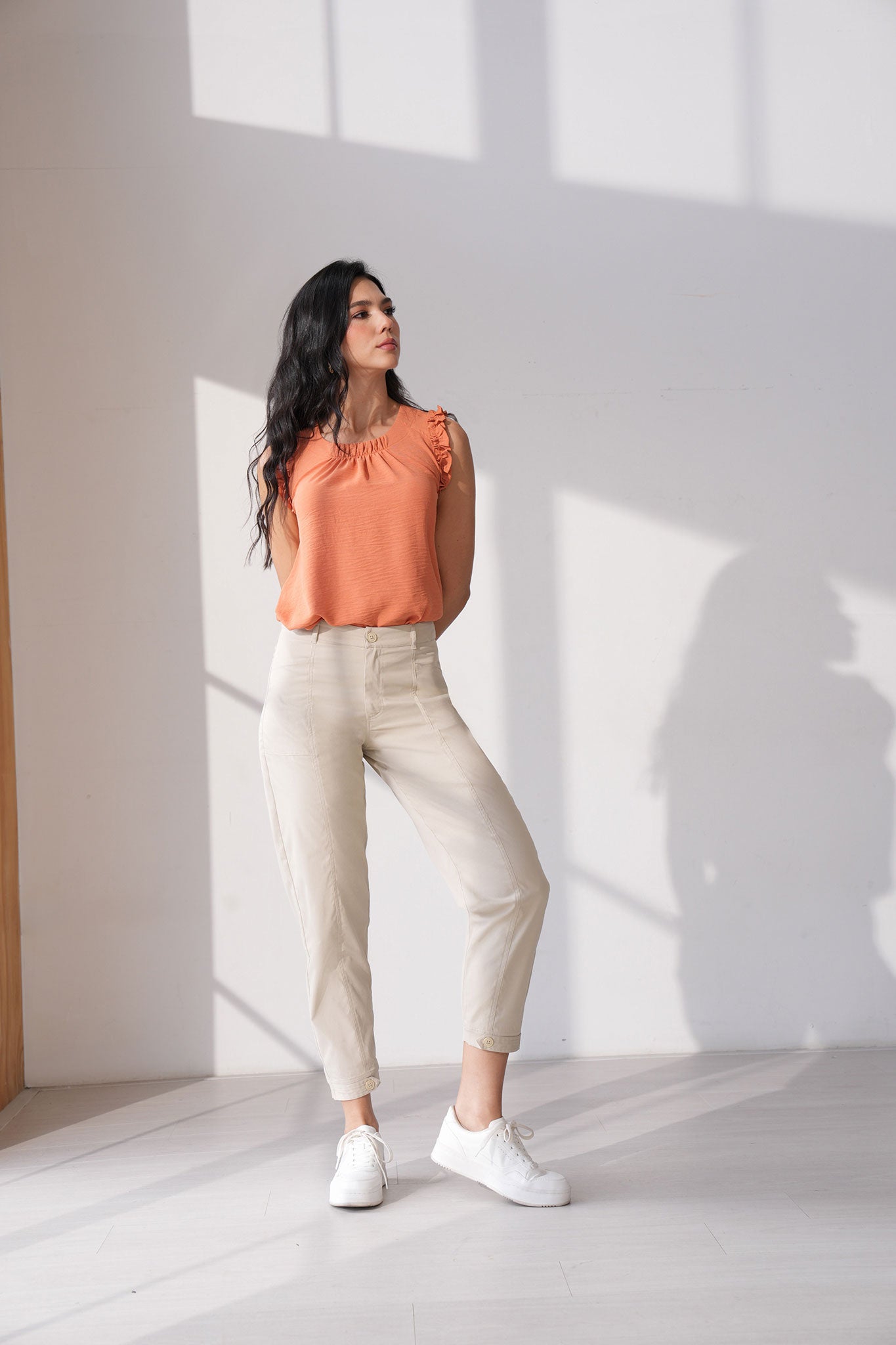 Pantalón silueta barril