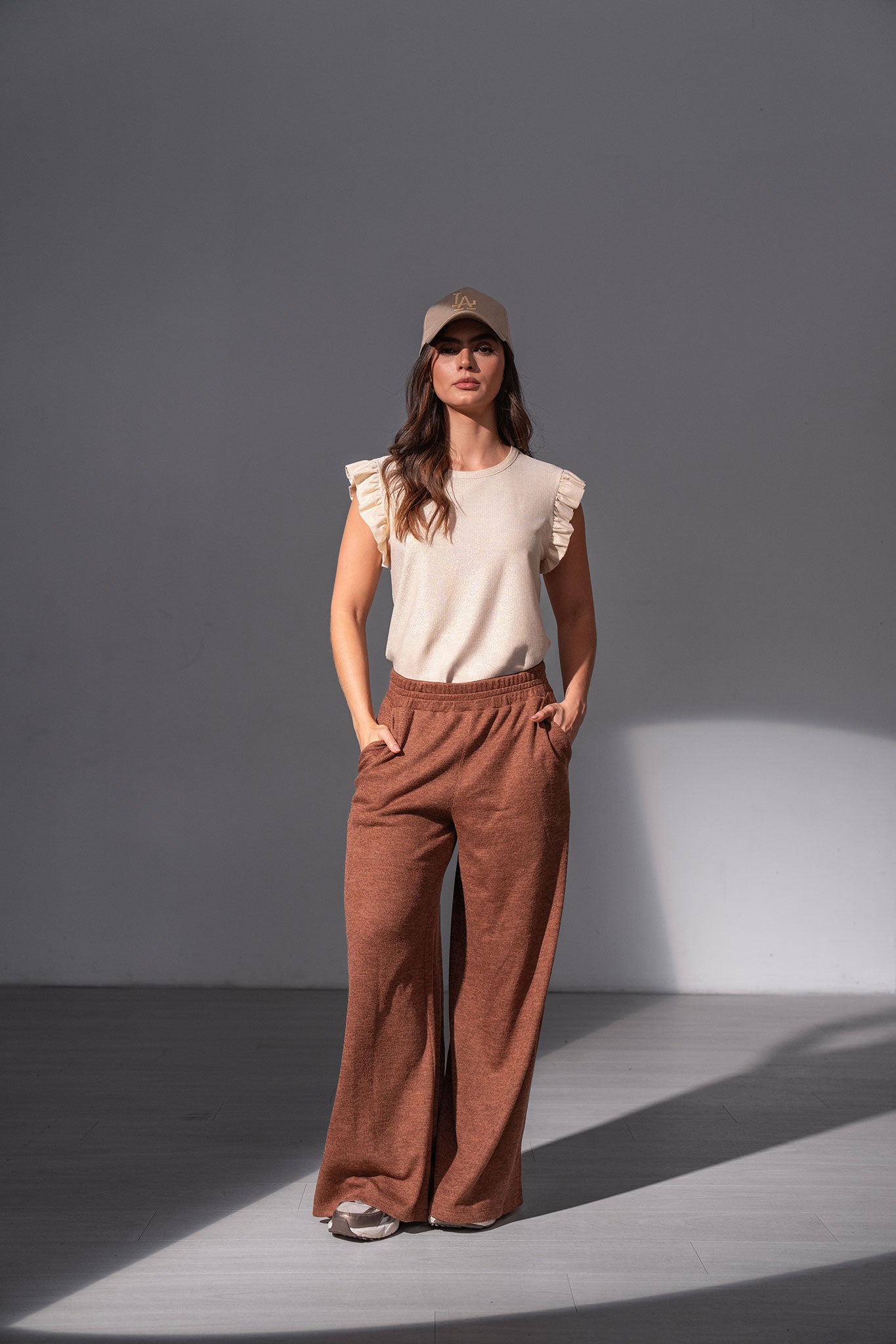Pantalón largo bota amplia