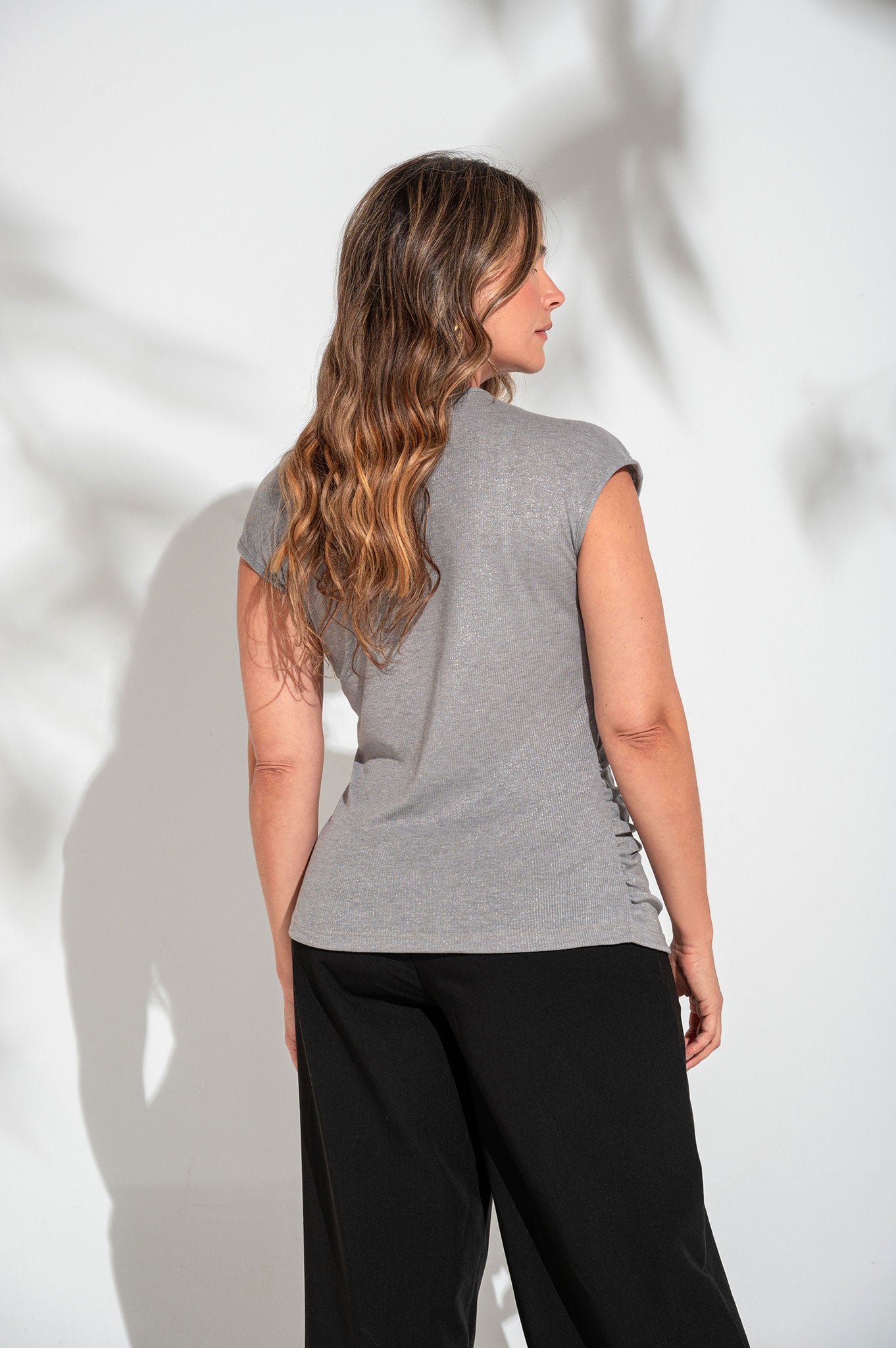 Camiseta manga corta cuello V