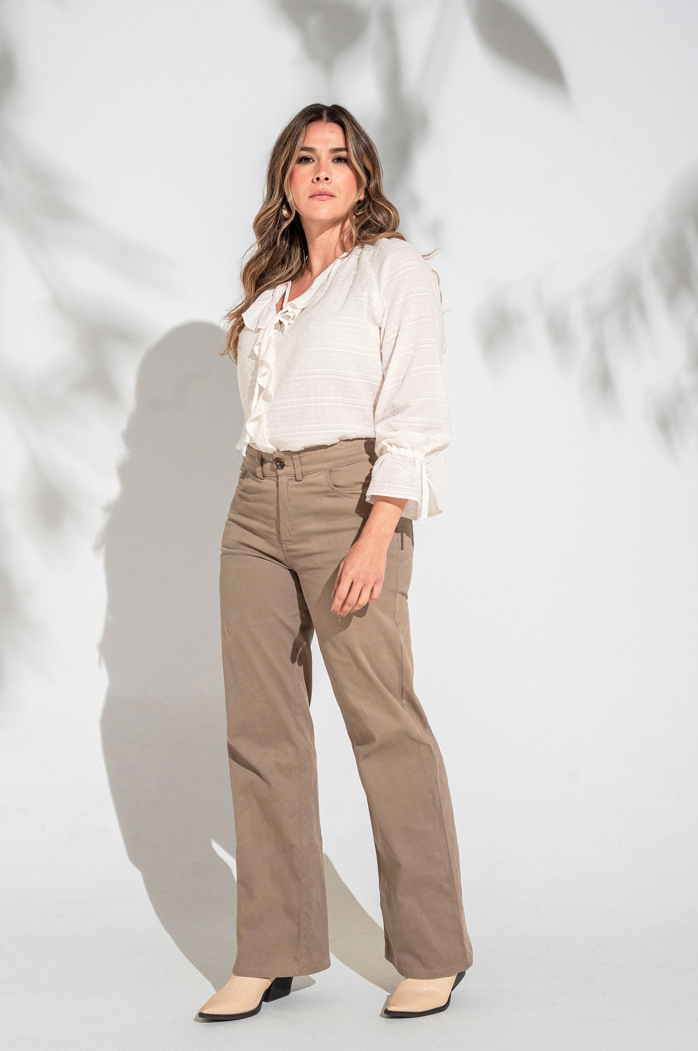 Pantalón bota recta 5 bolsillos