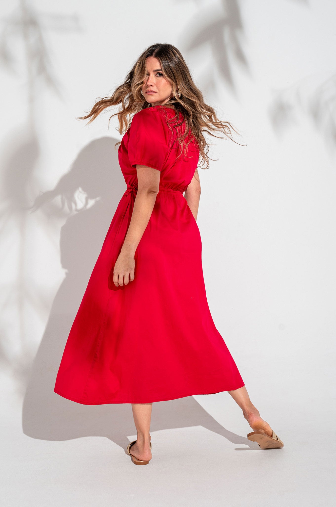 Vestido midi, manga corta