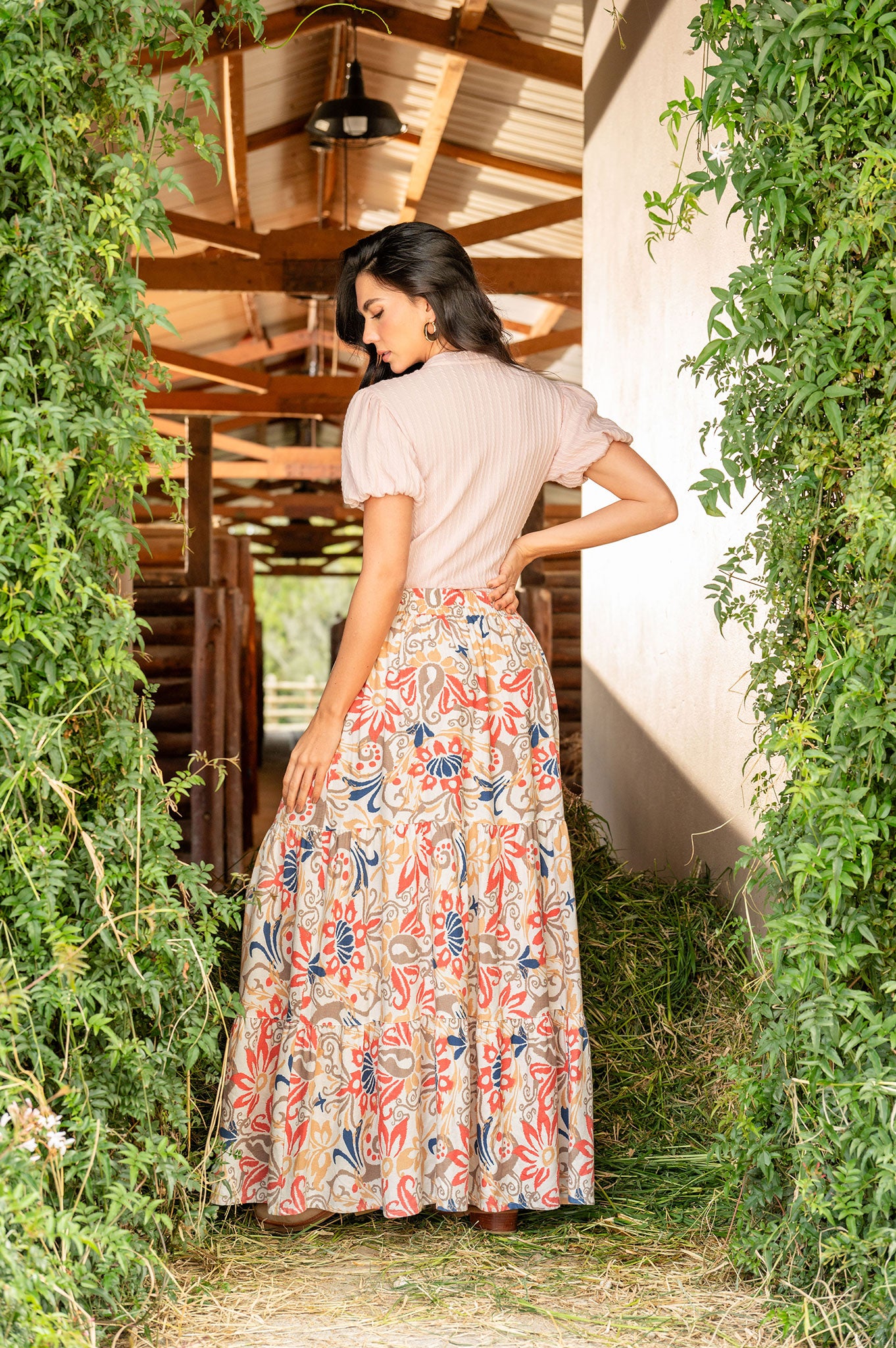 Falda con boleros y elástico en cintura