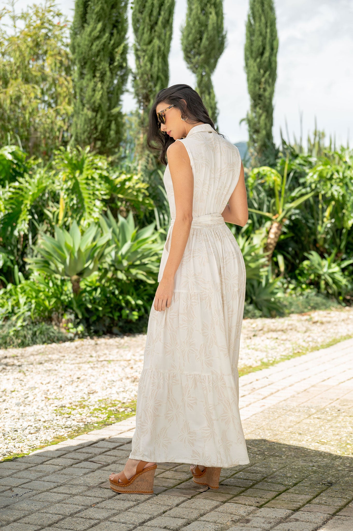 Vestido largo, manga sisa