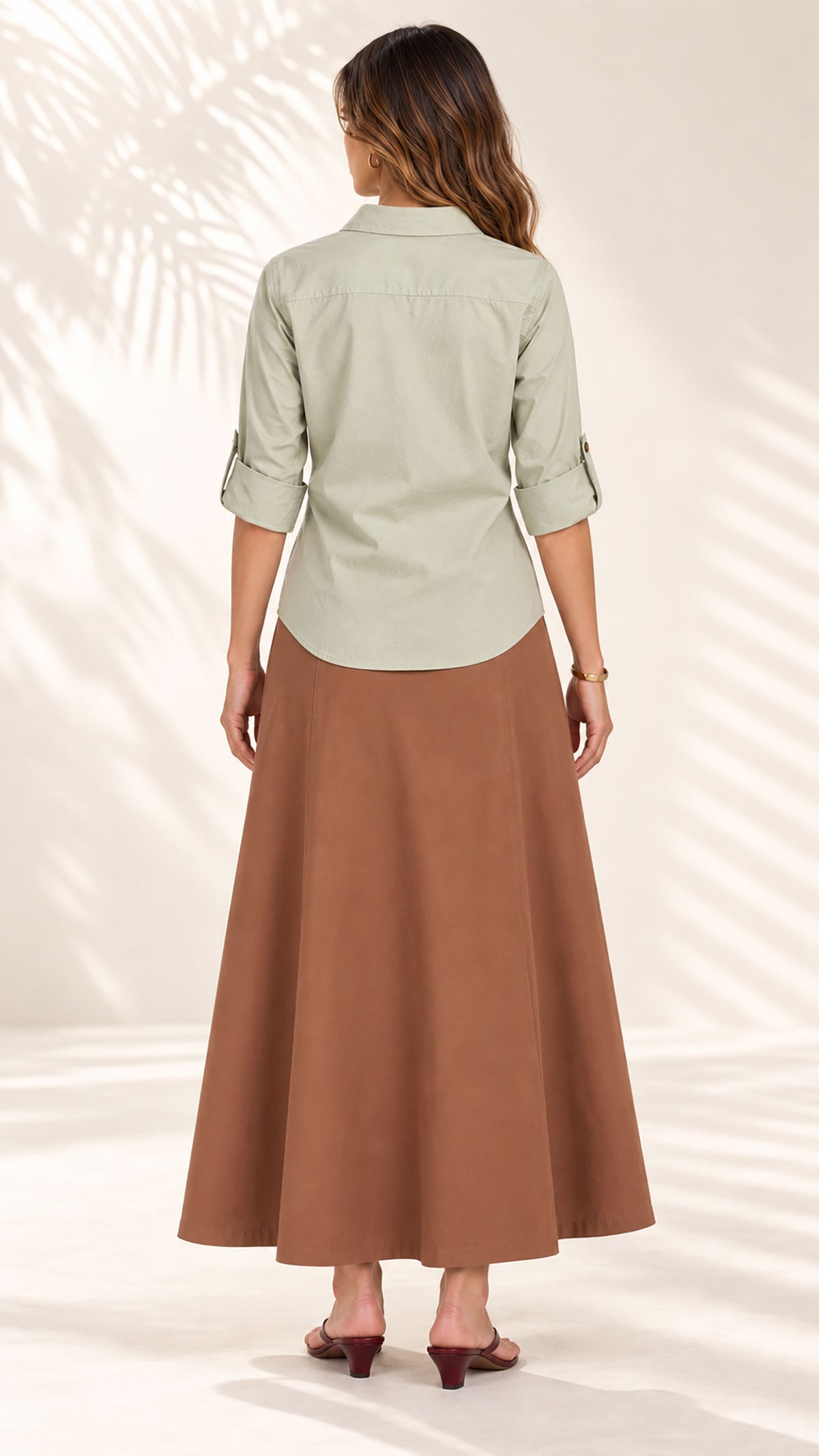 Blusa camisera esencial.