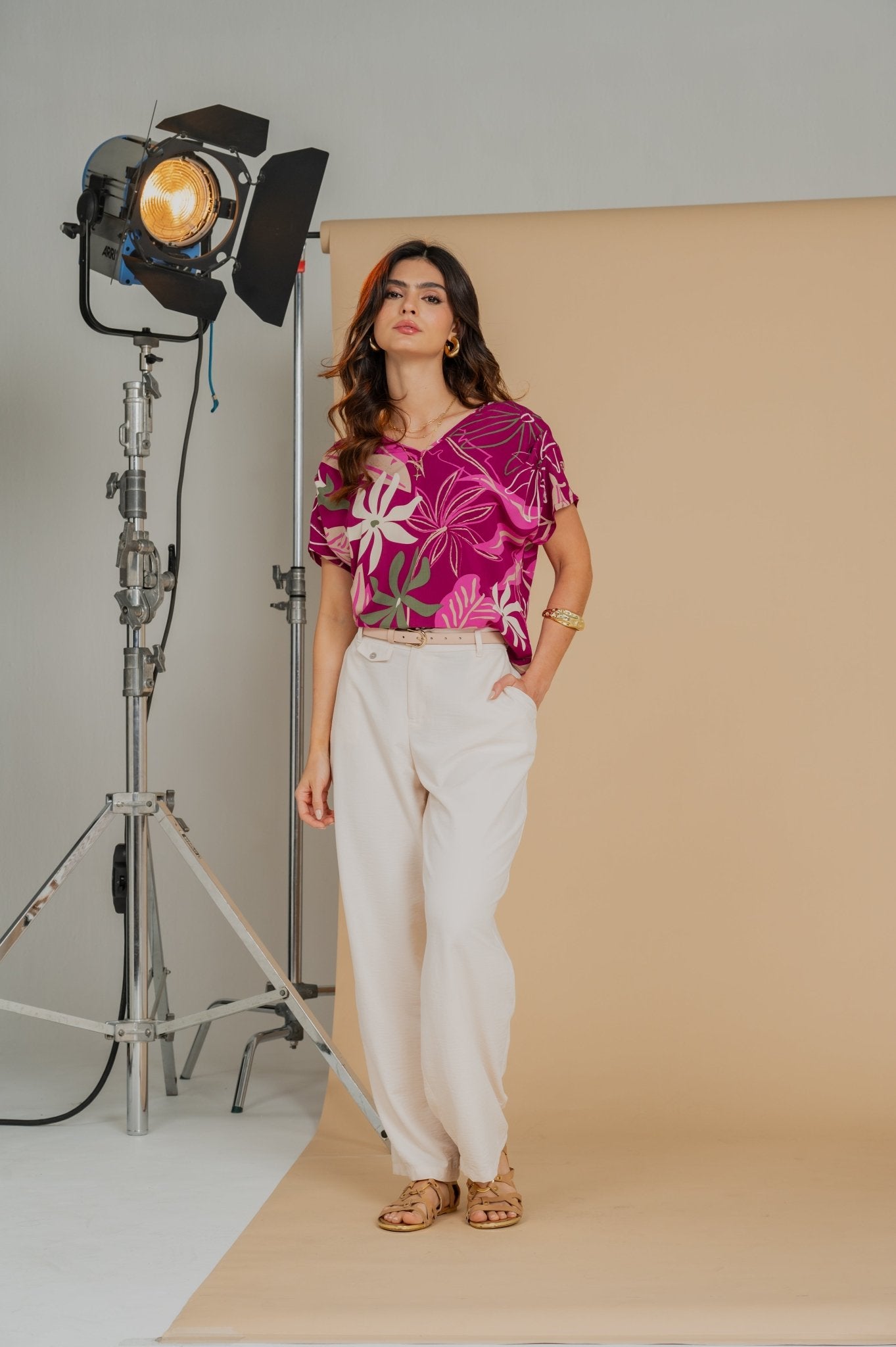 Blusa estampada cuello V