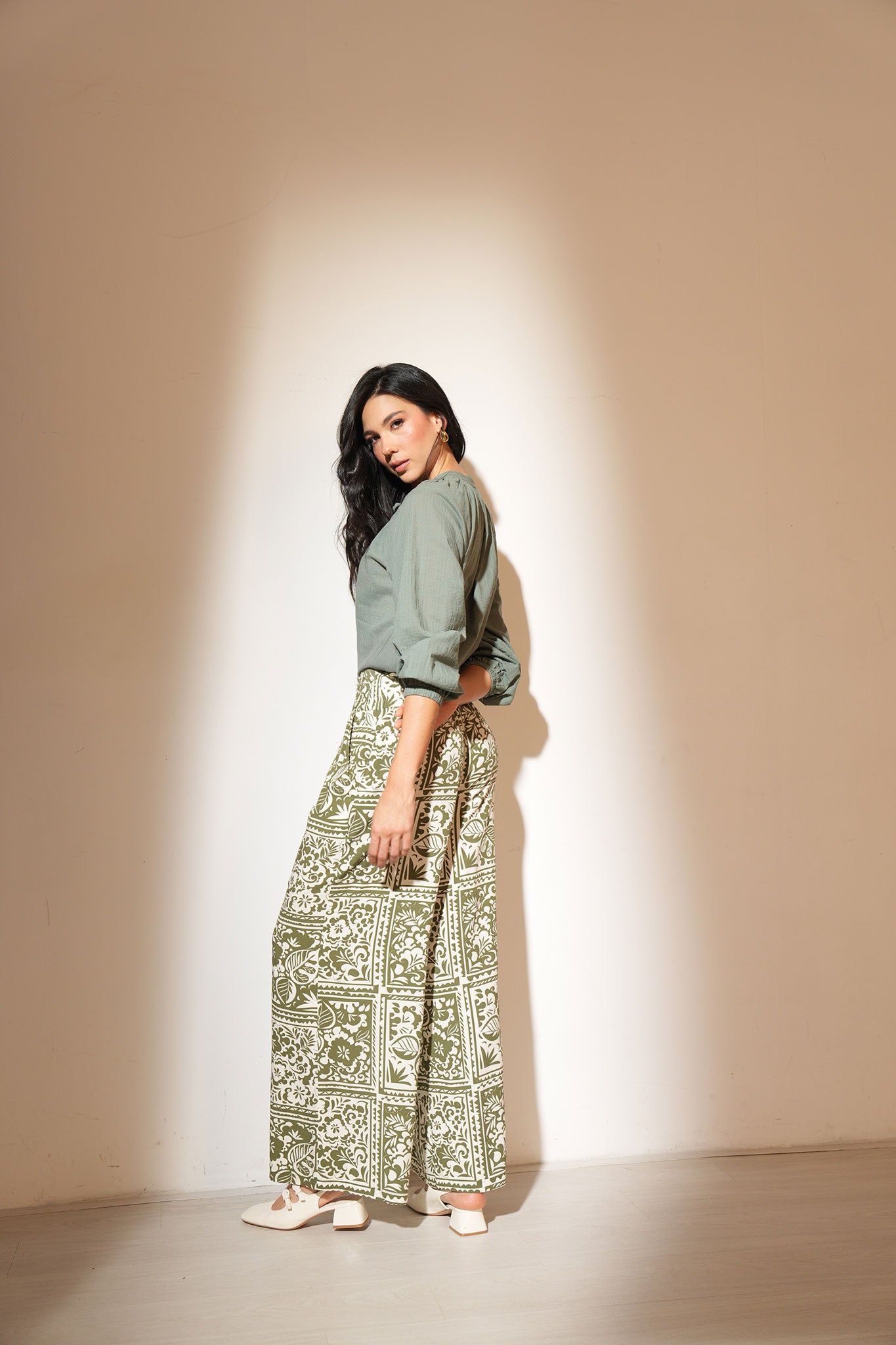 Pantalón prense delantero