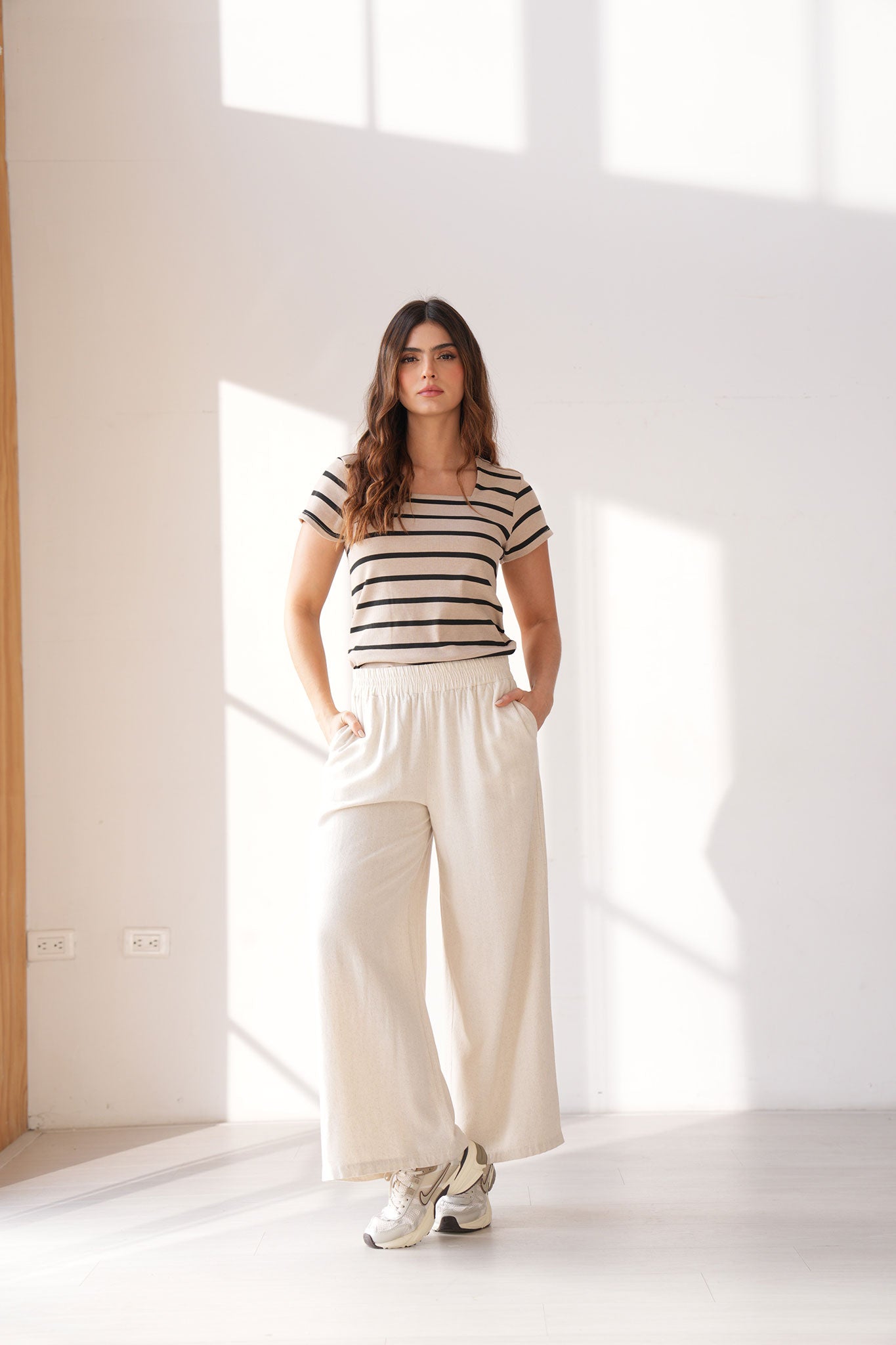 Camiseta cuello cuadrado