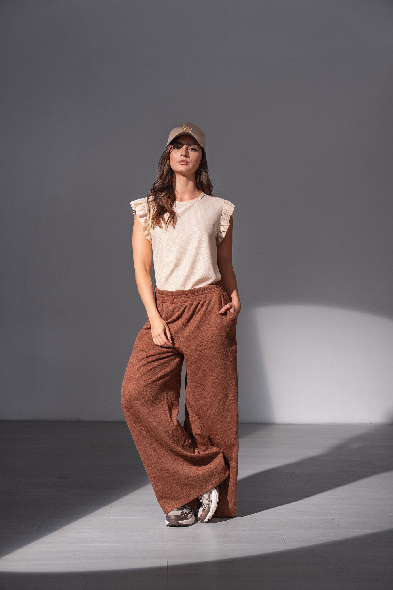 Pantalón largo bota amplia