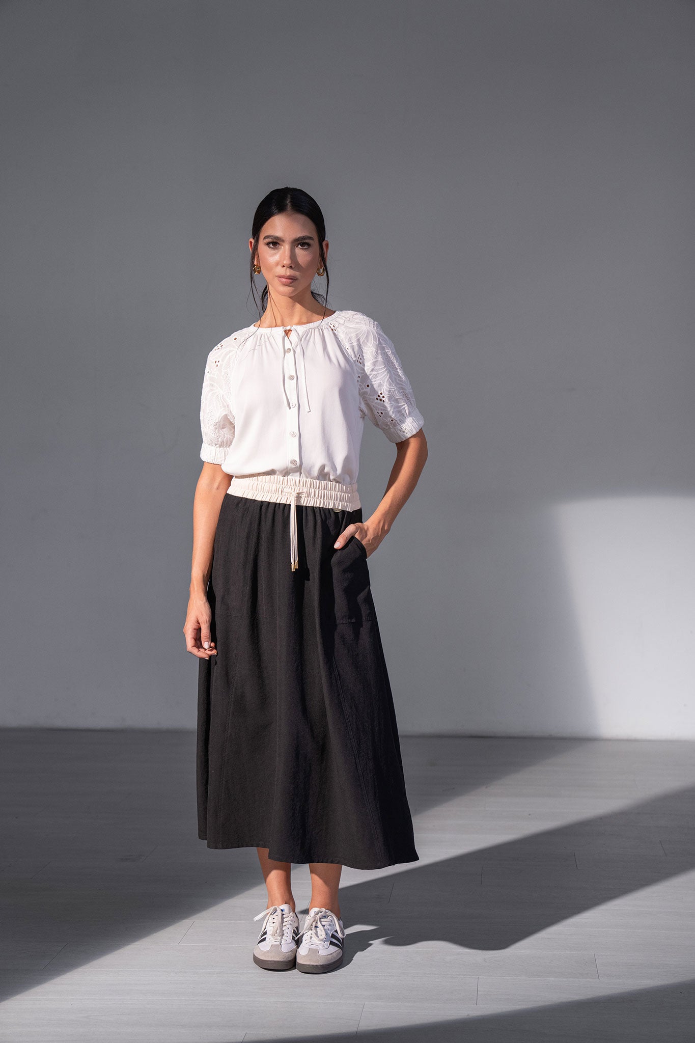 Blusa manga corta, jareta en cuello