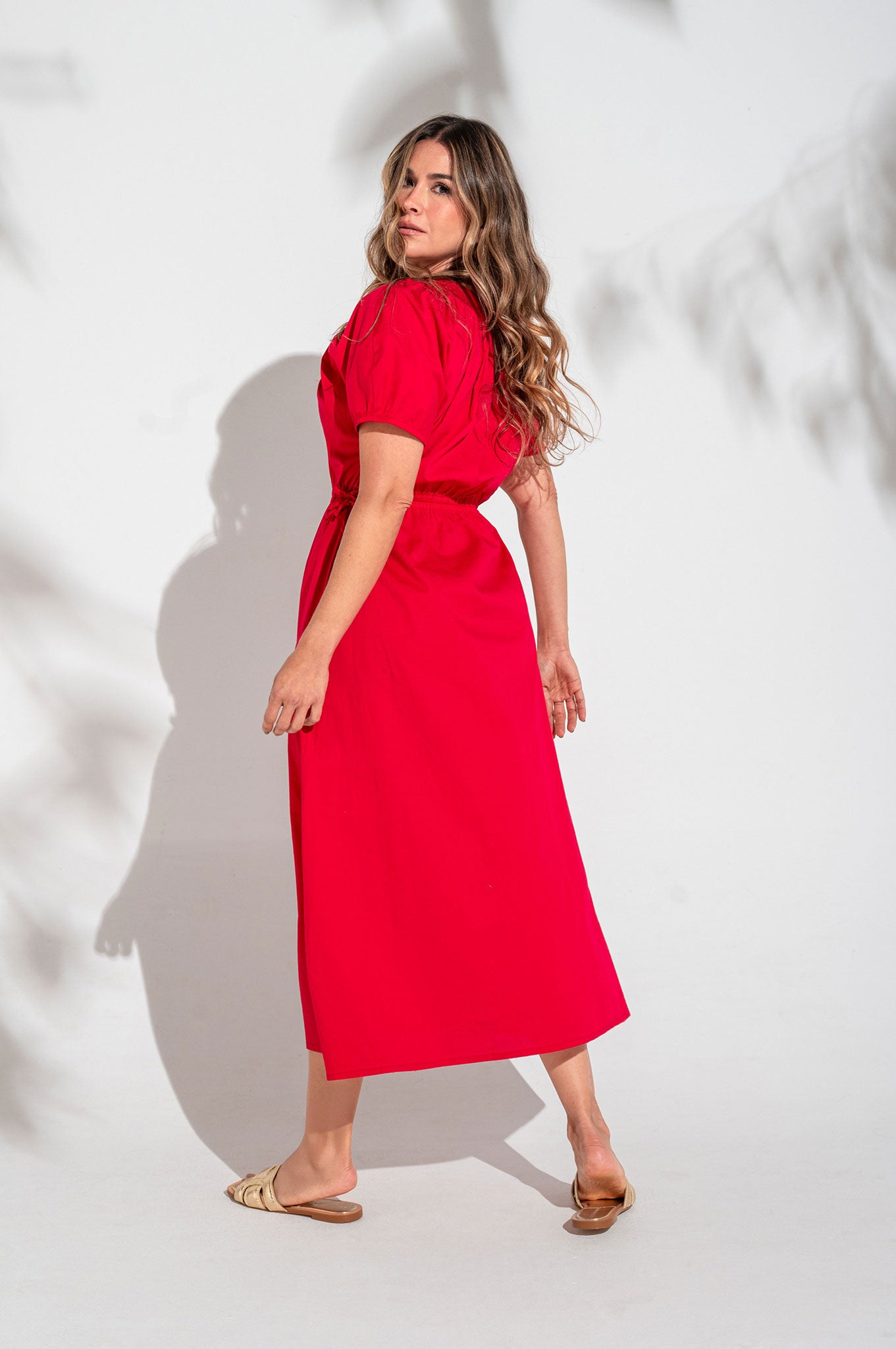 Vestido midi, manga corta