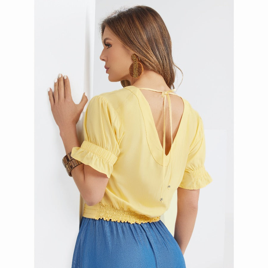 BLUSA M/C CON NIDO DE ABEJA EN FAJON